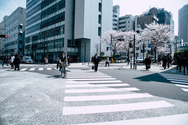常德为何勤工俭学对在日本的留学生的职业生涯至关重要？